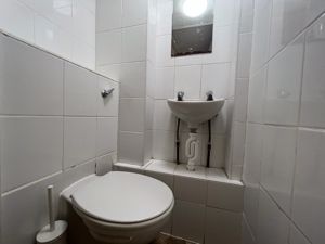 Photo 15- click for photo gallery